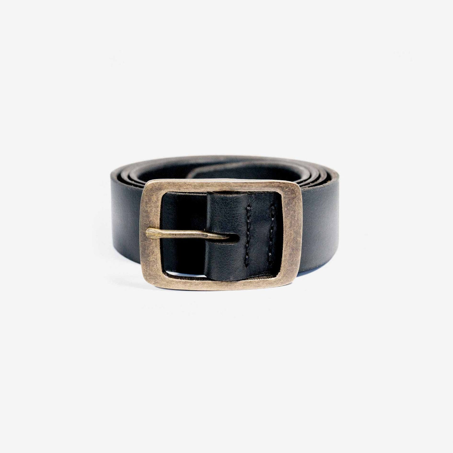 https://cdn.shopify.com/s/files/1/0746/9767/0945/products/the-loyal-workshop-bult-01.jpg?v=1717580402