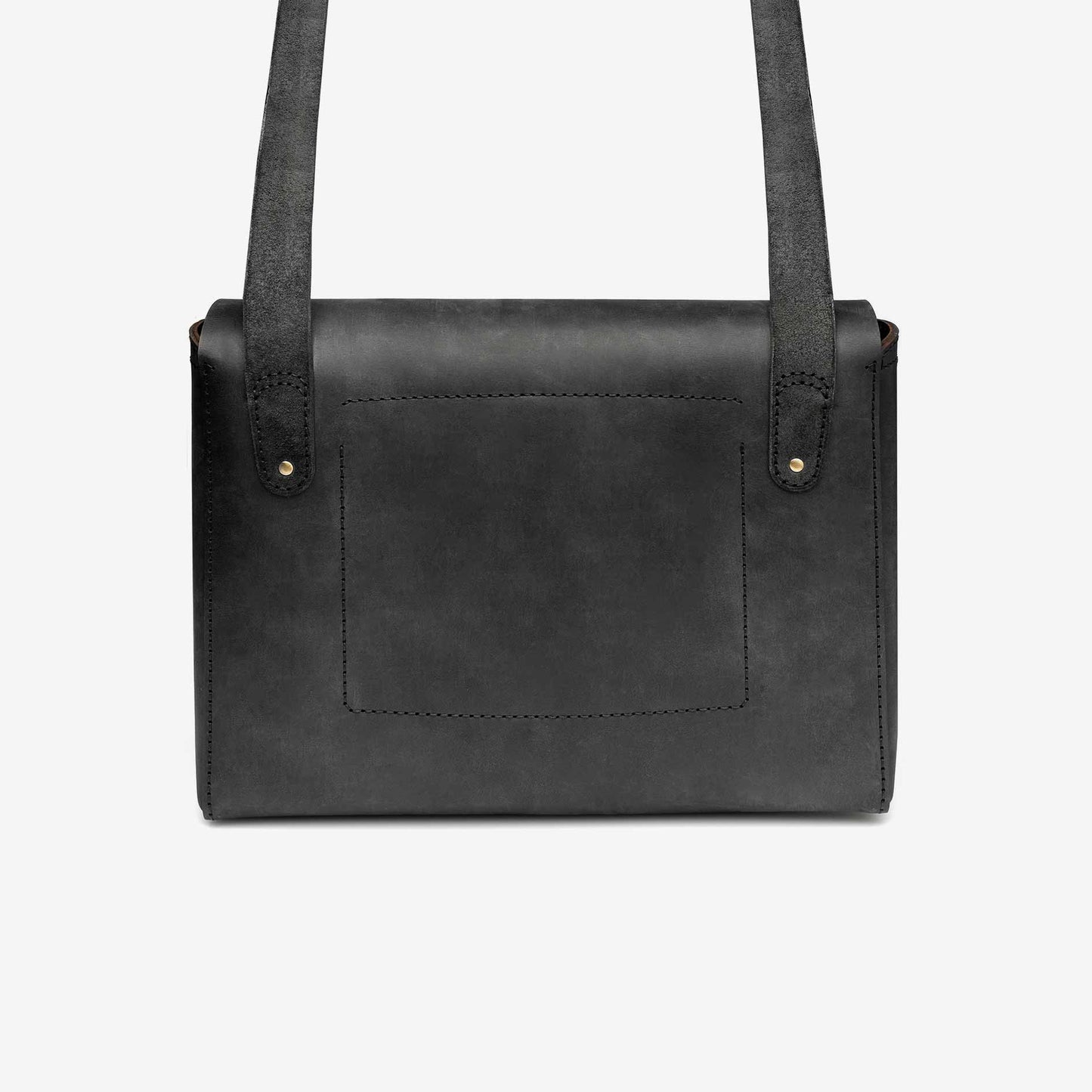 https://cdn.shopify.com/s/files/1/0746/9767/0945/products/the-loyal-workshop-the-goodstead-satchel-black-05.jpg?v=1717579450